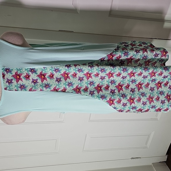 Disney Parks Pastel Starfish Tank Topney Parks. Size XXL. Hi/low - Picture 6 of 7